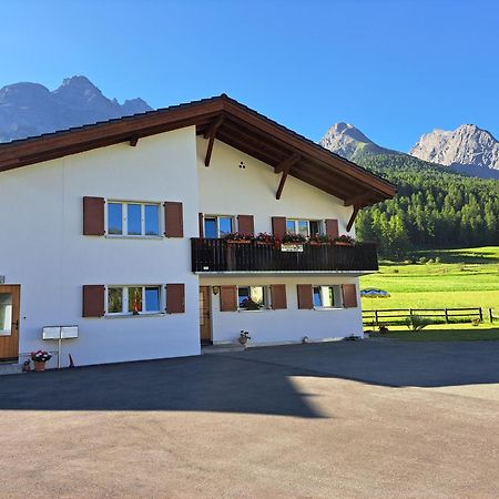 Haus am See Tarasp Exterior foto
